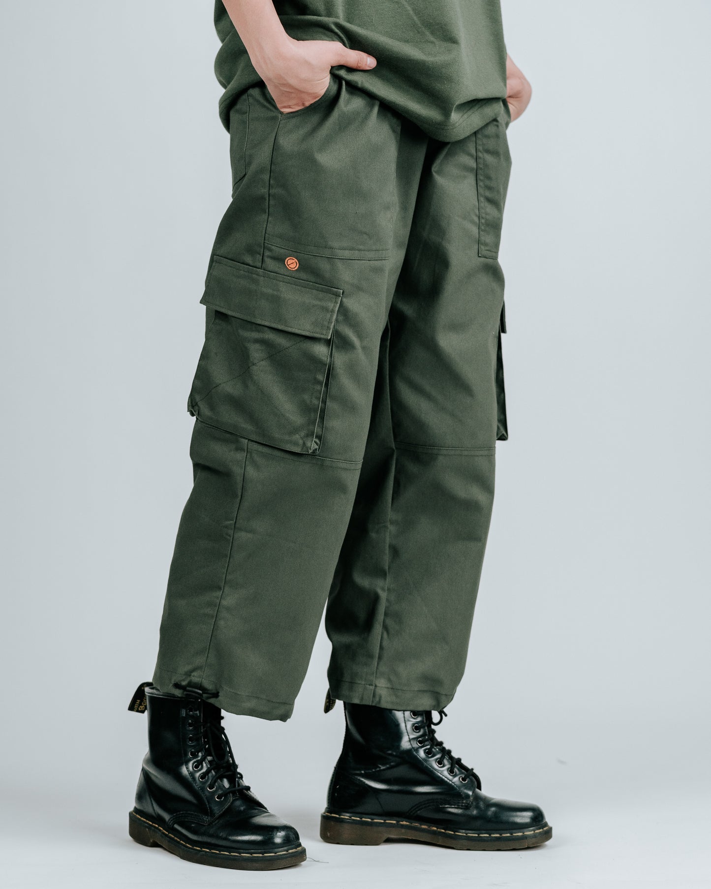 Cargo Pants 01