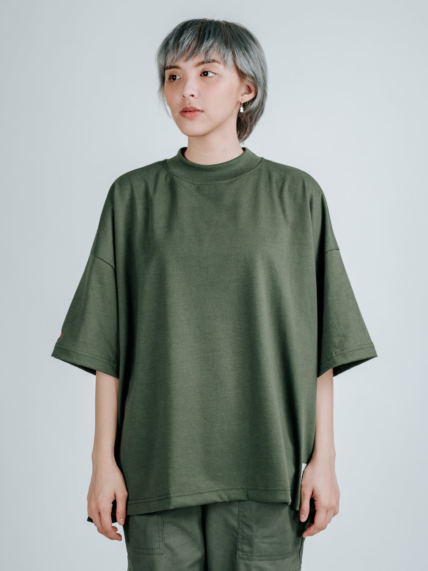 S/S Oversized Mock Neck Box T-shirt