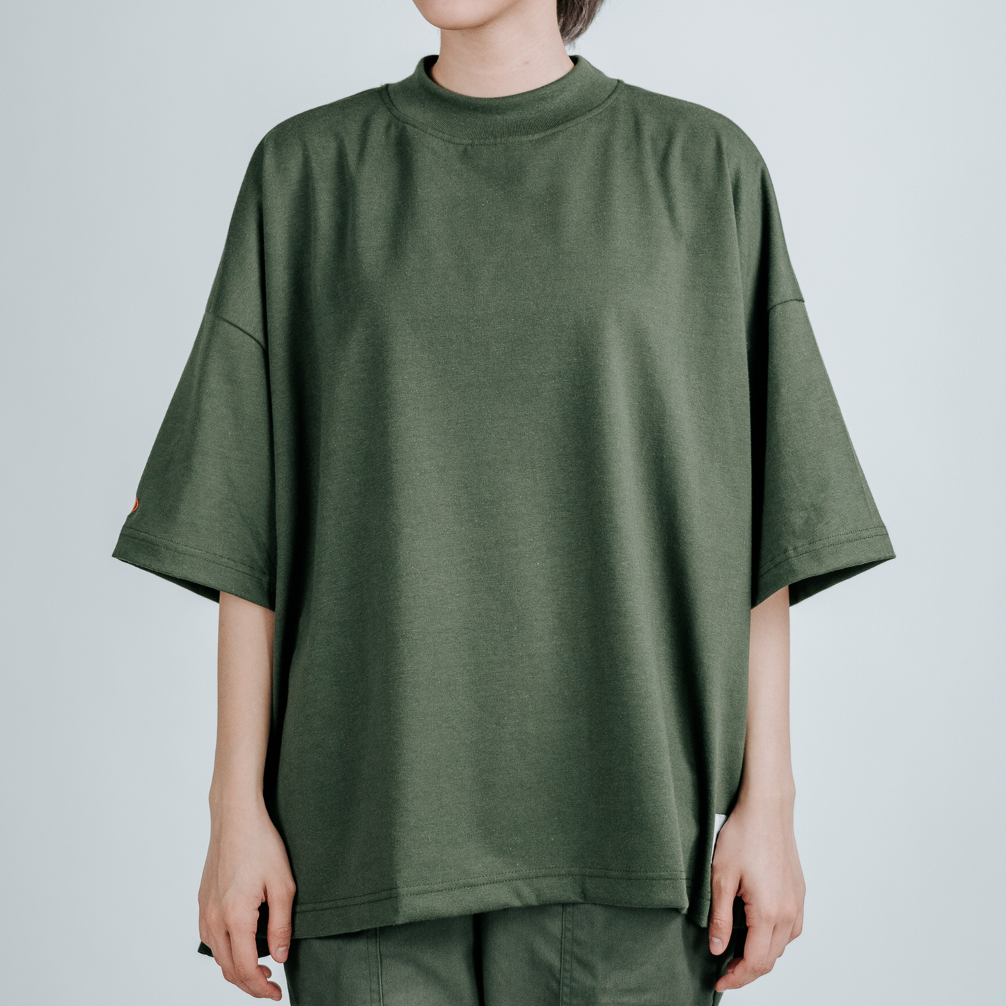 S/S Oversized Mock Neck Box T-shirt