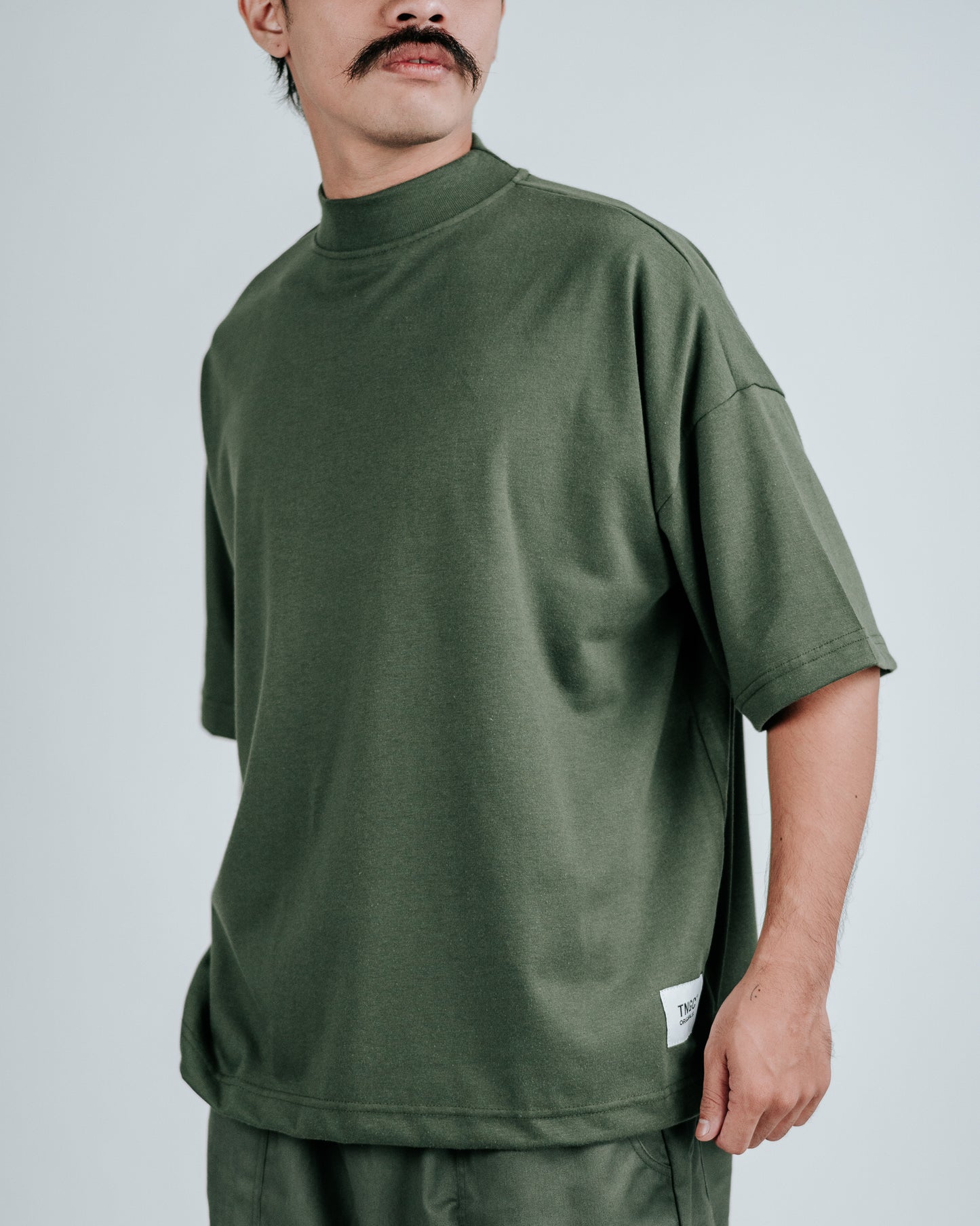 S/S Oversized Mock Neck Box T-shirt