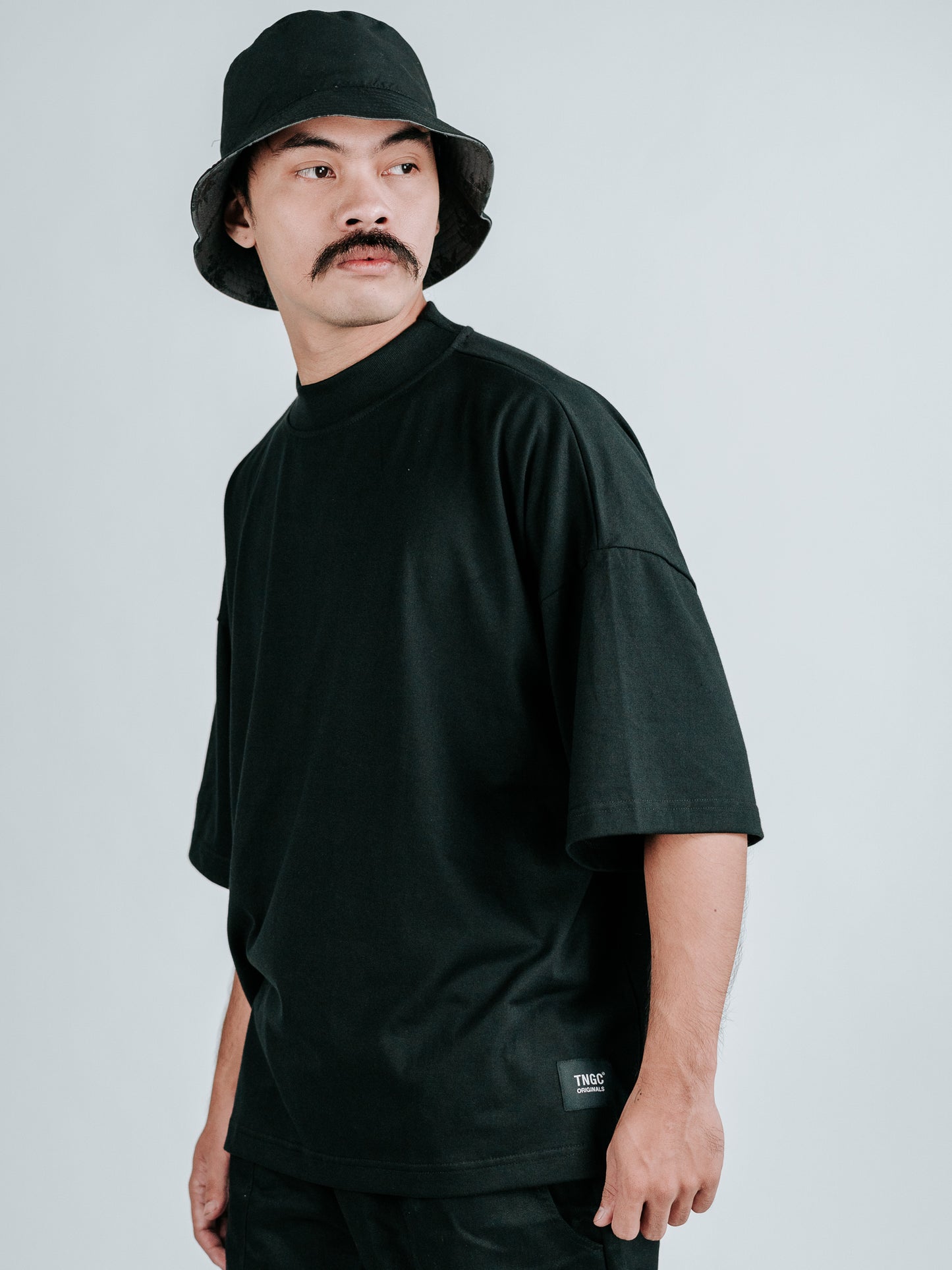 S/S Oversized Mock Neck Box T-shirt